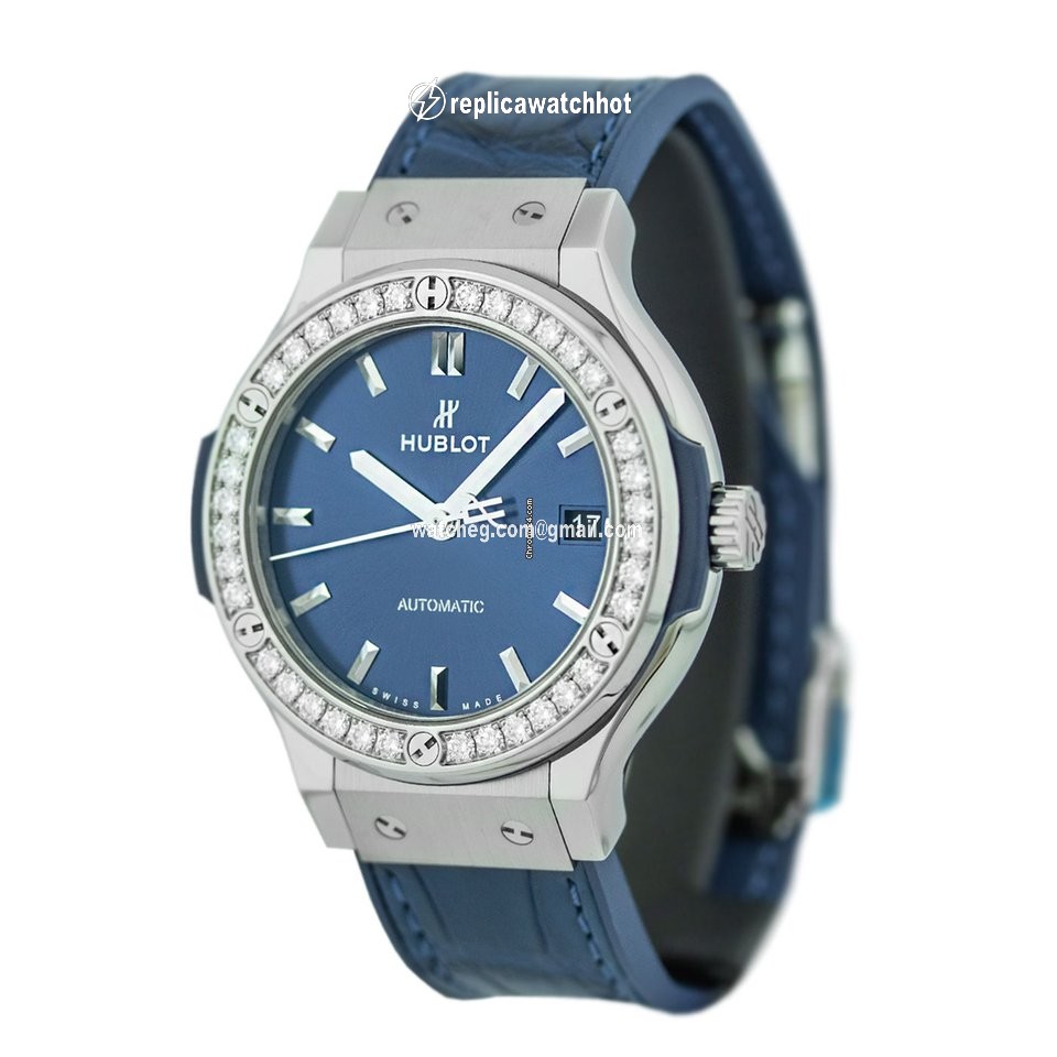 Hublot Classic Fusion Blue Mens watch Unisex Automatic Titanium 565.NX.7170.LR.1204 2