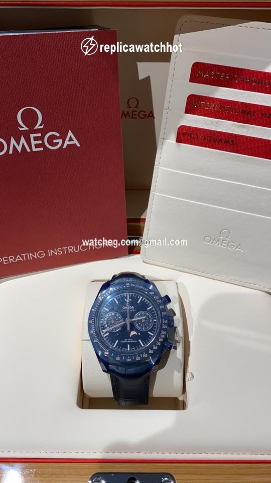 Omega Speedmaster Professional Moonwatch Moonphase Mens watch Unisex Automatic Ceramic 304.93.44.52.03.002 2