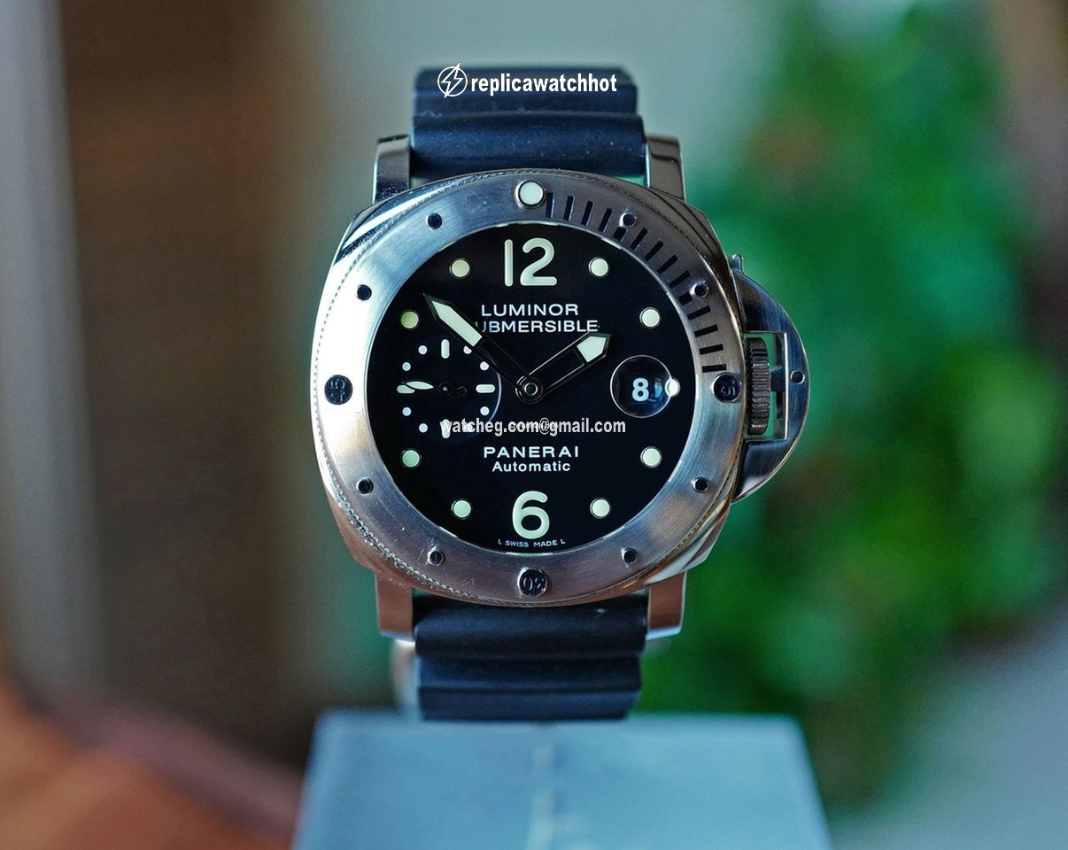 Panerai Luminor Submersible Automatic PAM 24 2