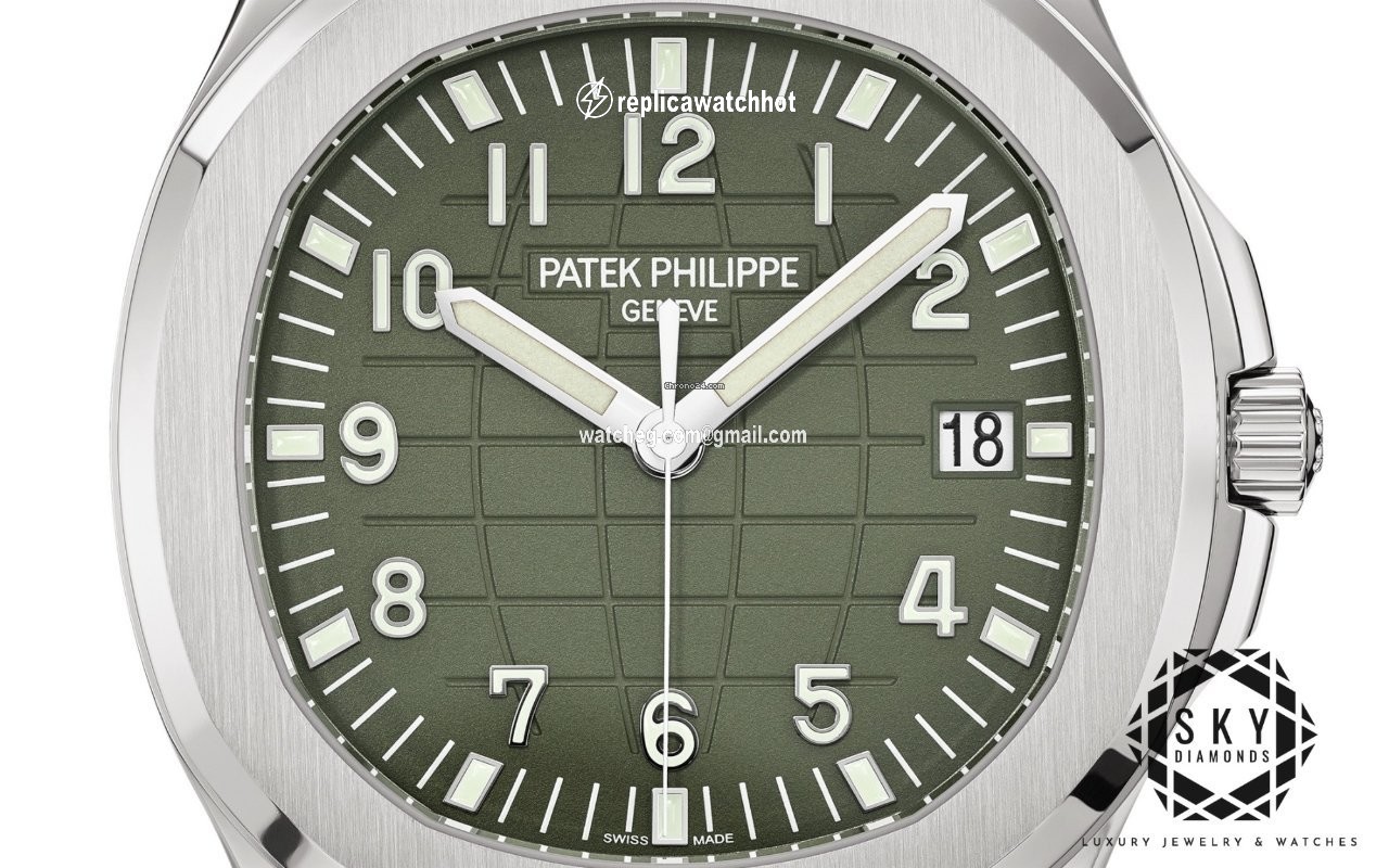 Patek Philippe Aquanaut Mens watch Unisex Automatic White gold 5168G-010 2