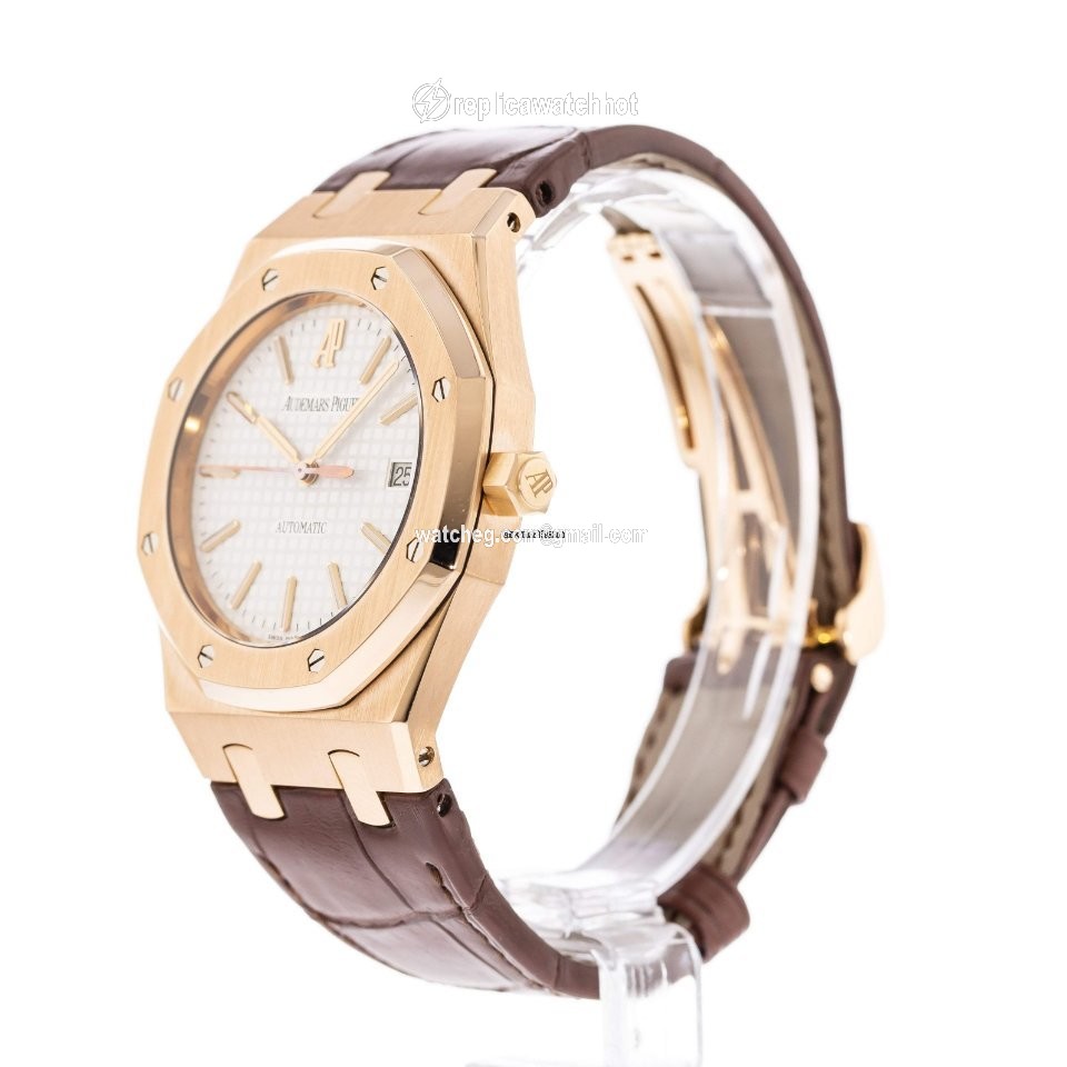 Audemars Piguet Royal Oak Selfwinding Mens watch Unisex Automatic Yellow gold 15300BA.OO.D088CR.01 2