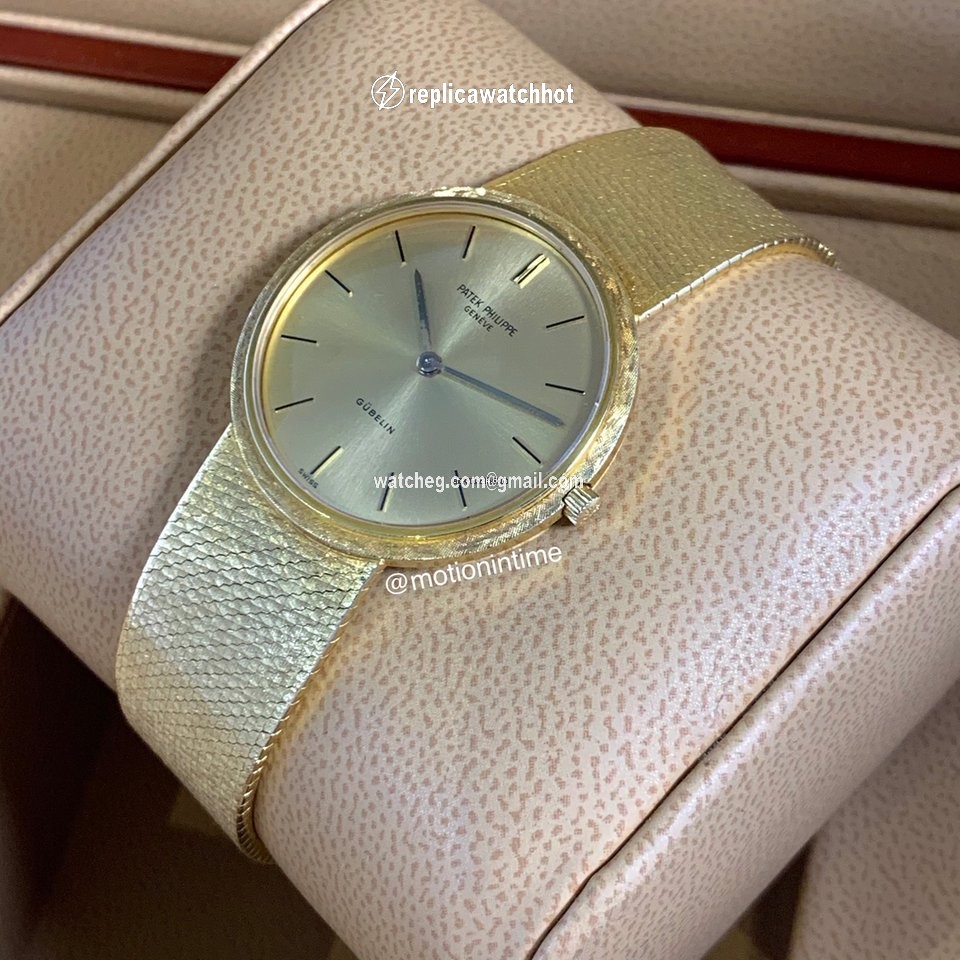 Patek Philippe Calatrava Mens watch Unisex Manual winding Yellow gold 3520 1J 2