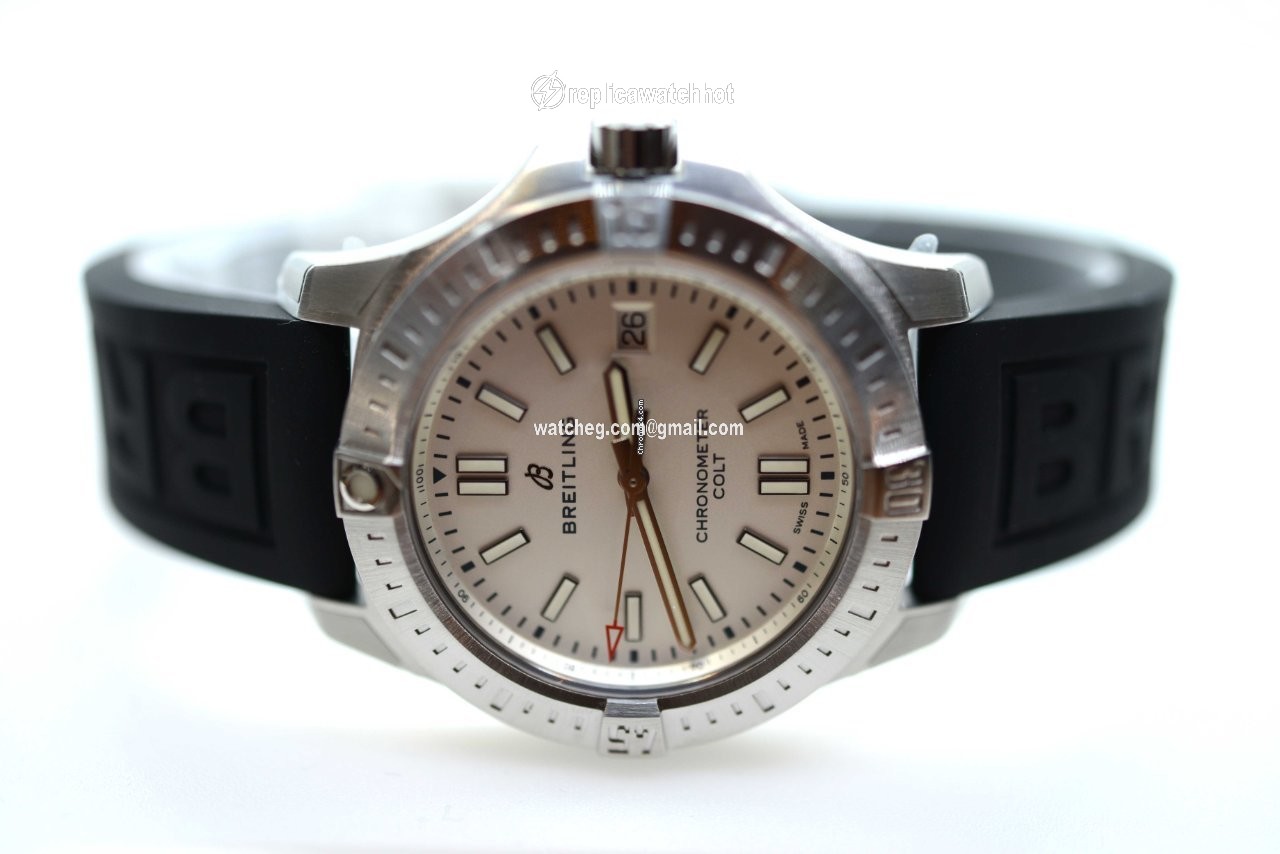 Breitling Chronomat Colt Mens watch Unisex Automatic Steel A17313101G1S1 2