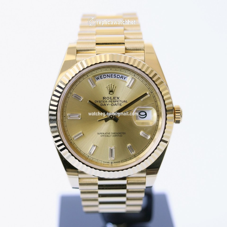 Rolex Day-Date 40 Mens watch Unisex Yellow gold Automatic 228238-0005 2