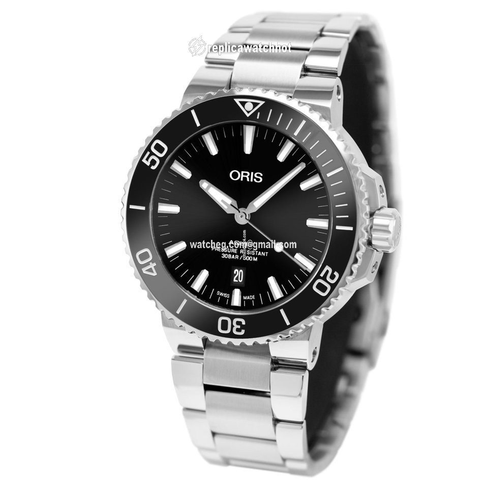 Oris Aquis Date Mens watch Unisex Automatic Steel 01 733 7730 4134-07 8 24 05PEB 2