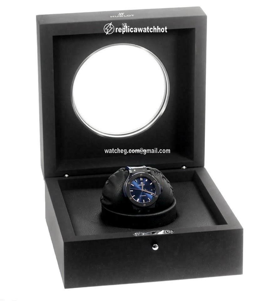 Hublot Classic Fusion Blue Mens watch Unisex Automatic Ceramic 565.CM.7170.LR 2