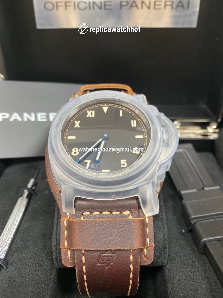 Panerai Luminor Mens watch Unisex Manual winding Titanium PAM 00779 2