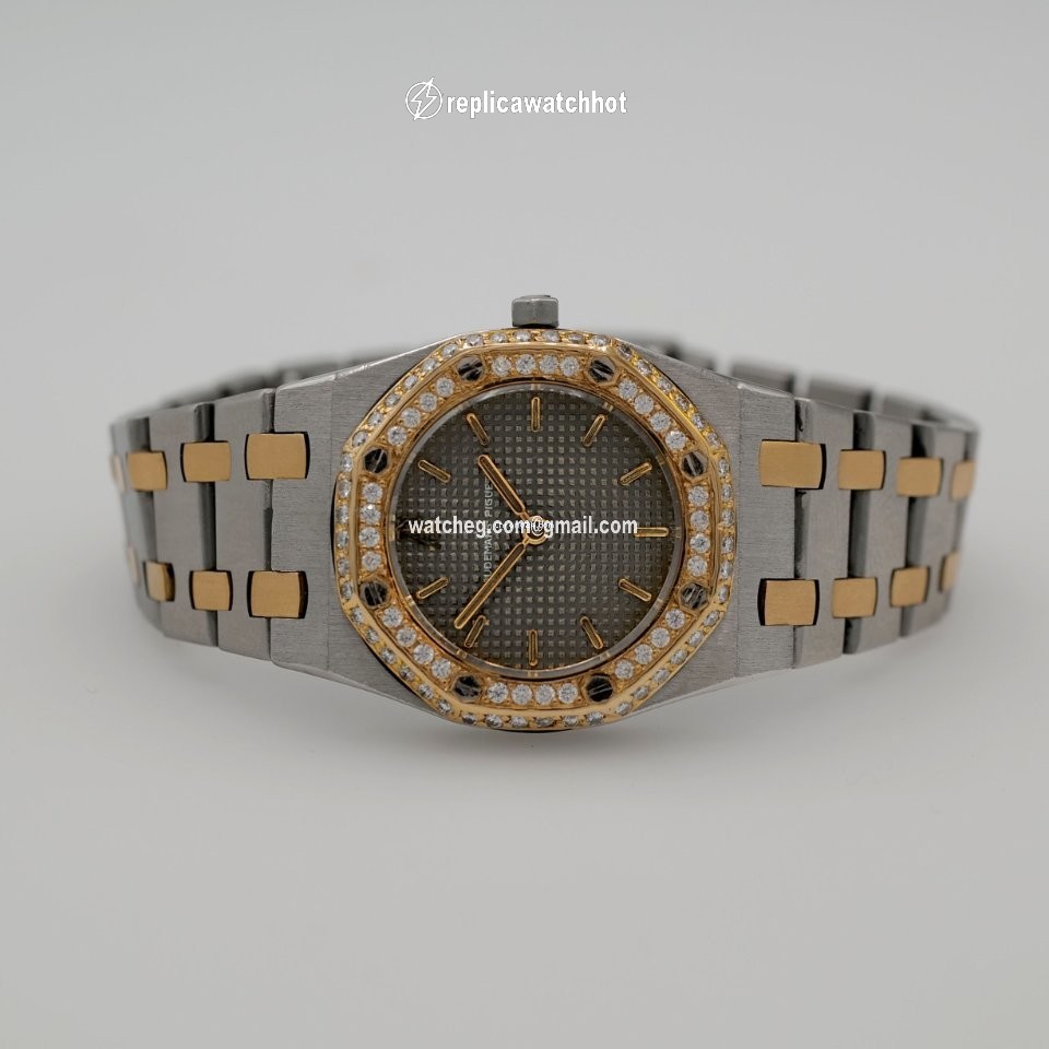 Audemars Piguet Royal Oak Lady Womens watch Quartz Gold Steel 6007SA 2