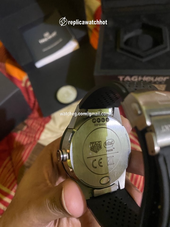 TAG Heuer Connected Mens watch Unisex Automatic Titanium SBF8A8001 2