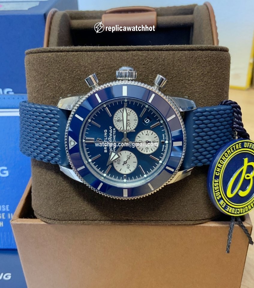 Breitling Superocean Heritage Chronograph Mens watch Unisex Automatic Steel AB0162161C1S1 2