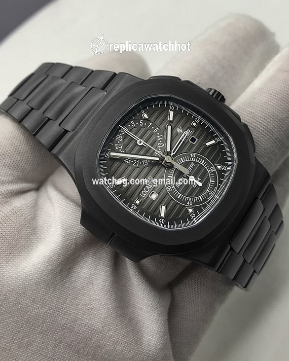Patek Philippe Nautilus Automatic Steel 5990 2