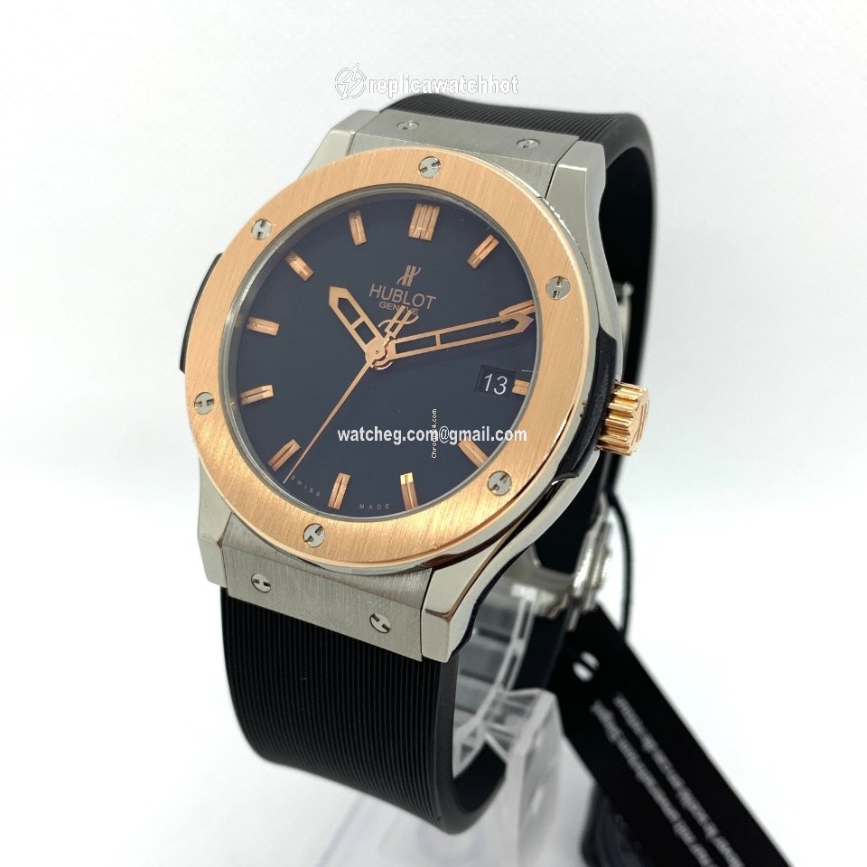 Hublot Classic Fusion 45, 42, 38, 33 mm Mens watch Unisex Automatic Titanium 511.NO.1180.RX 2