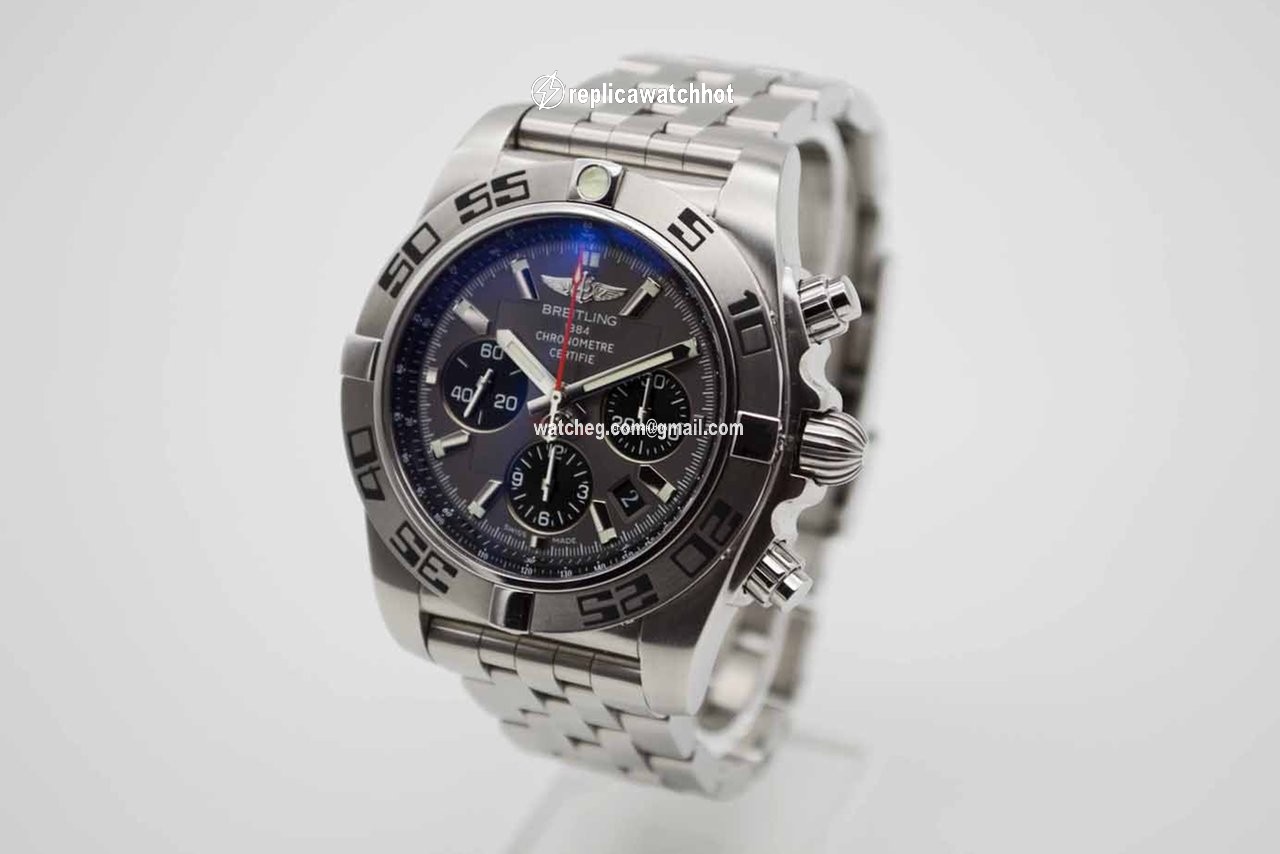 Breitling Chronomat Mens watch Unisex Automatic Steel AB011610 BB08 2