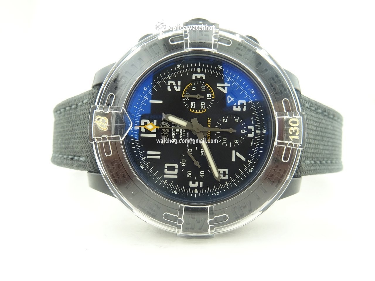 Breitling Avenger Hurricane Mens watch Unisex Automatic XB0180E4 BF31 153S X20D.4 2