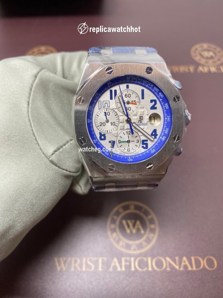 Audemars Piguet Royal Oak Offshore Chronograph Mens watch Unisex Automatic Steel 26182ST.OO.D018CR.01 2