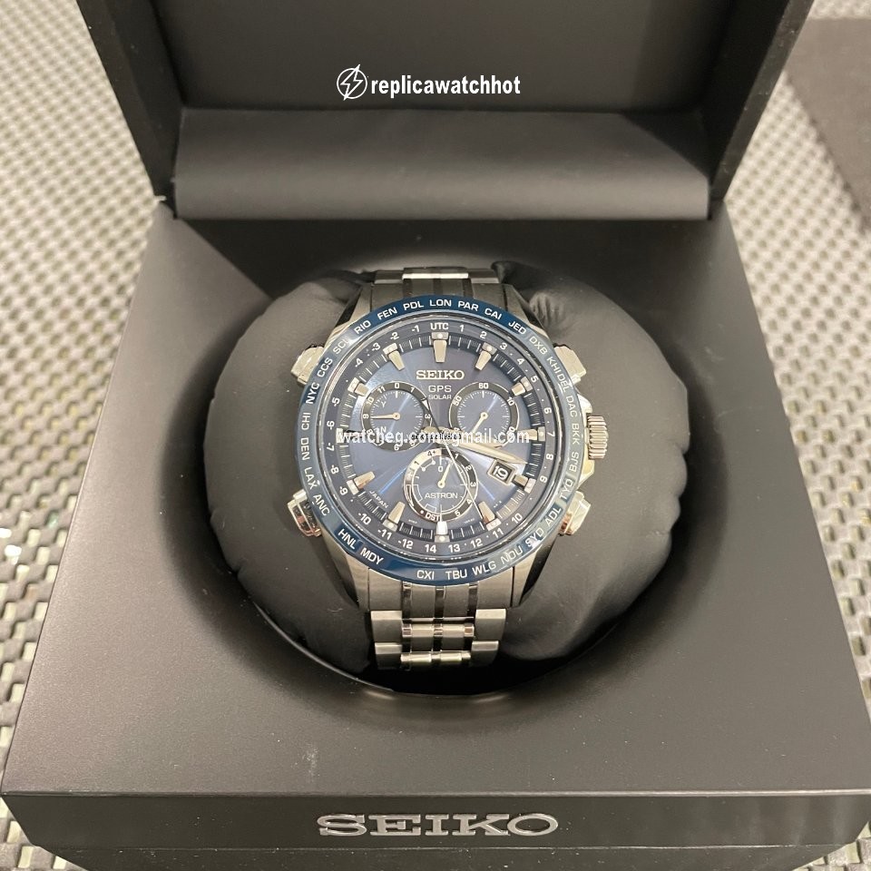 Seiko Astron GPS Solar Chronograph Mens watch Unisex Titanium SSE005J1 2