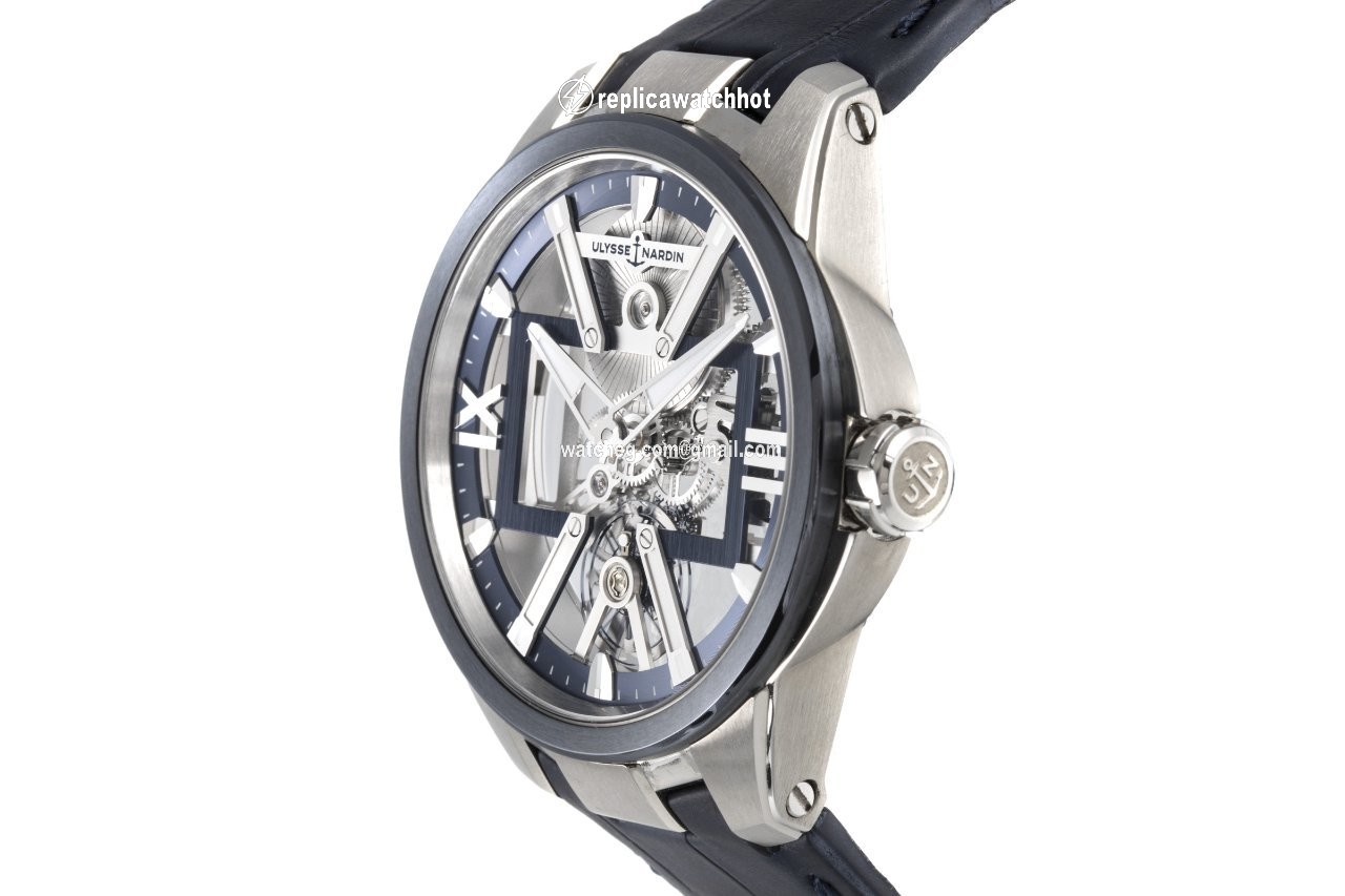 Ulysse Nardin El Toro  Black Toro Mens watch Unisex Manual winding Titanium 3713-260 03 2