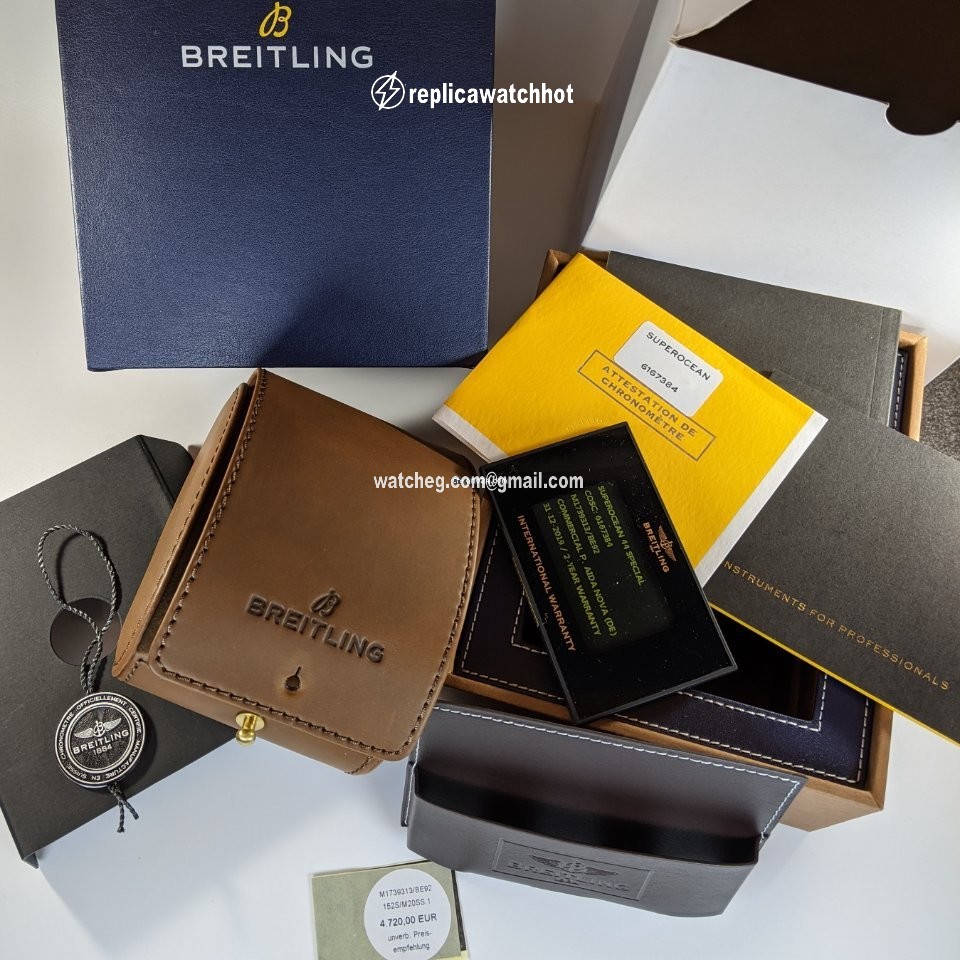 Breitling Superocean 44 Mens watch Unisex Automatic Steel M1739313 BE92 227S M20SS.1 2