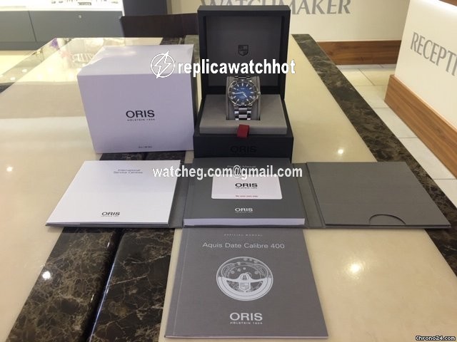 Oris Aquis Mens watch Unisex Automatic Steel 01 400 7763 4135-07 8 24 09PEB 2