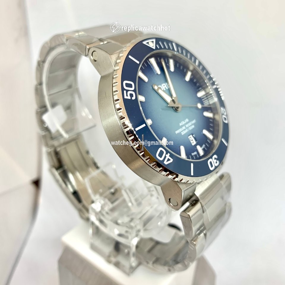 Oris Aquis Date Mens watch Unisex Automatic Steel 01 733 7730 4175-Set 2