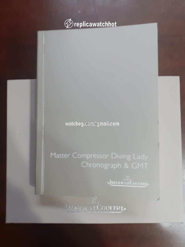 Jaeger-LeCoultre Master Compressor Diving Womens watch Automatic Steel QE745011 2