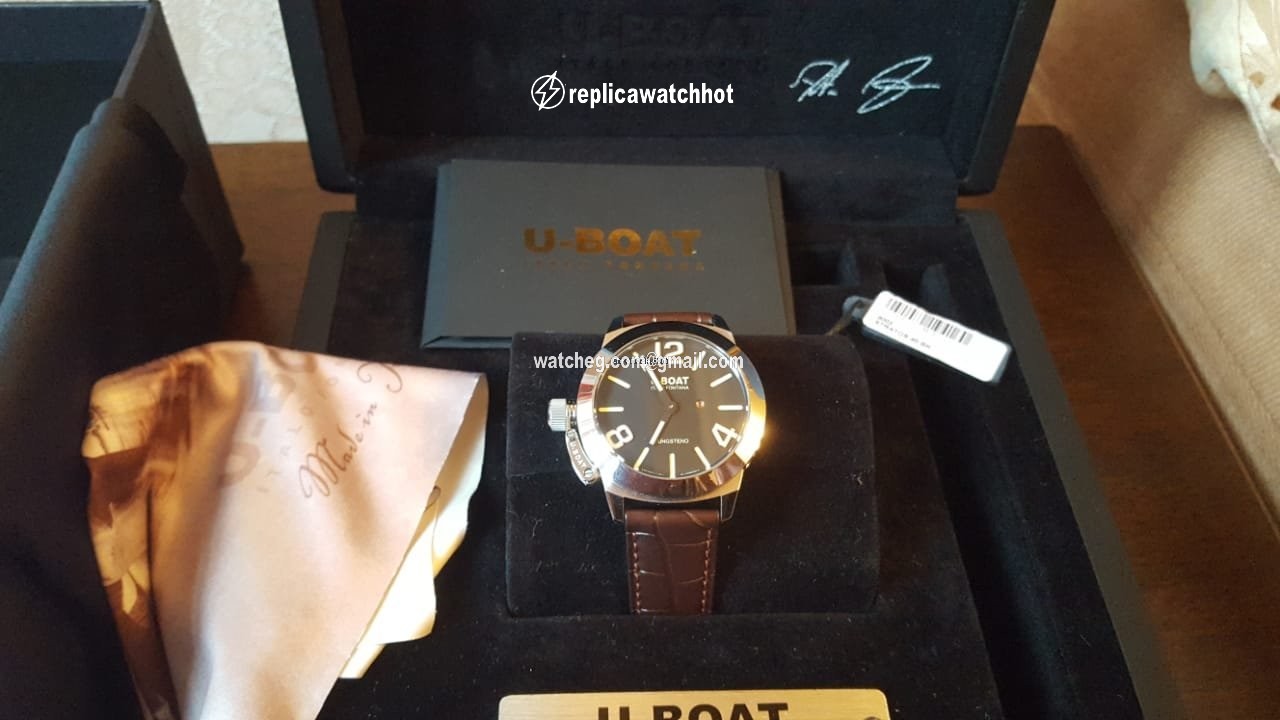 U-Boat Classico Mens watch Unisex Manual winding Steel 9002 2