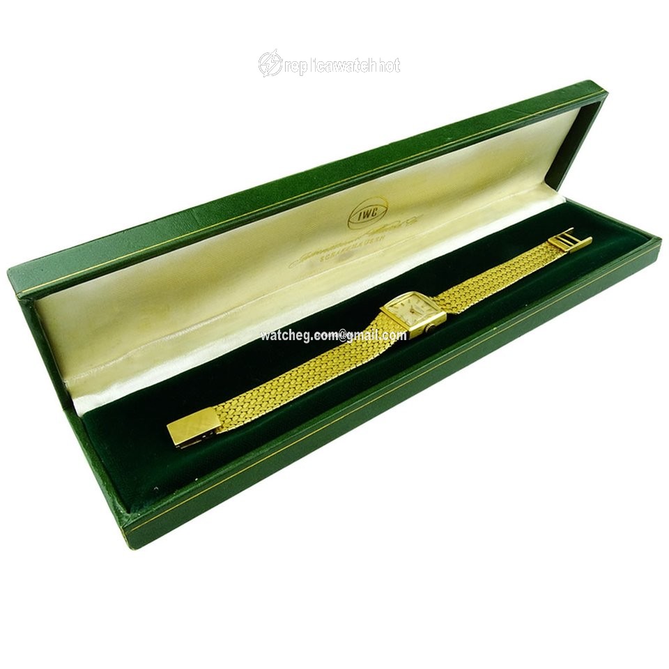IWC Womens watch Manual winding Yellow gold 1700567 2