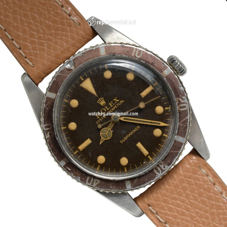 Rolex Submariner (No Date) Steel Automatic 6205 2