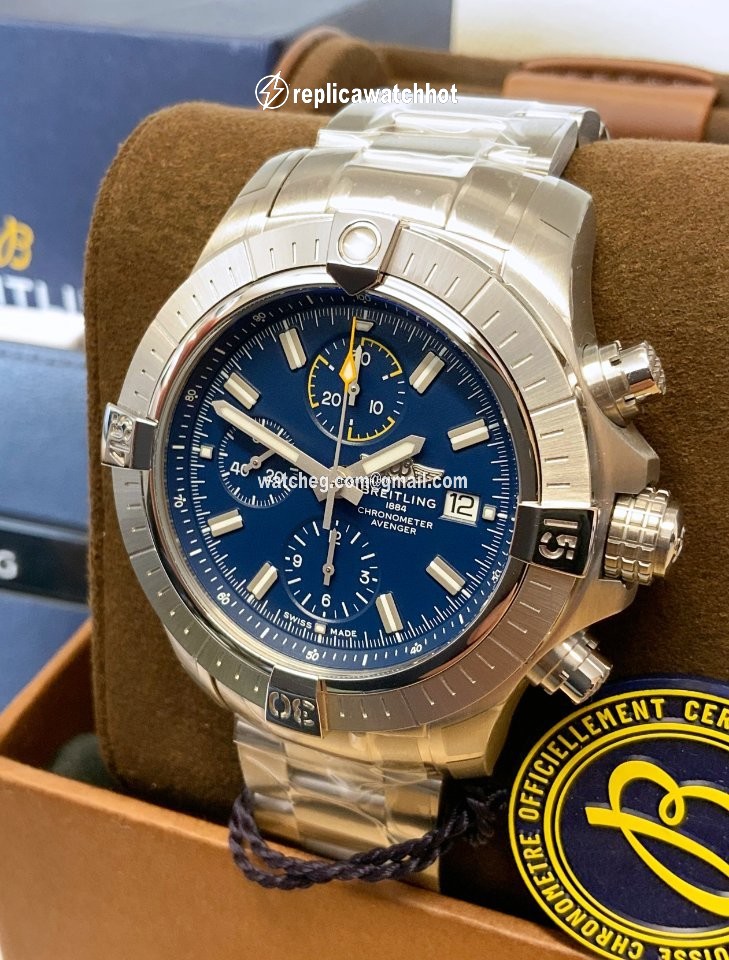 Breitling Avenger Mens watch Unisex Automatic Steel A13317101C1A1 2