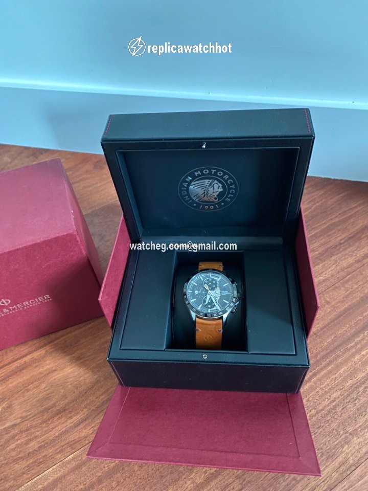 Baume & Mercier Clifton Mens watch Unisex Automatic Steel M0A10402 2