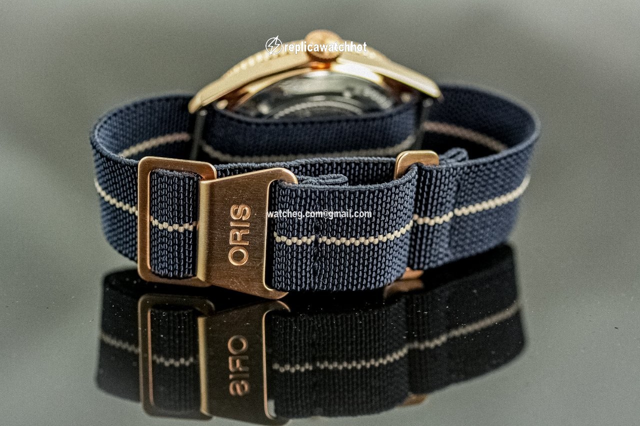Oris Carl Brashear Mens watch Unisex Automatic Bronze 01 401 7764 3185 2