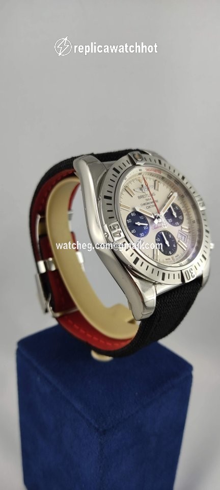 Breitling Chronomat 44 Airborne Mens watch Unisex Automatic Steel AB01154G G786-101W 2