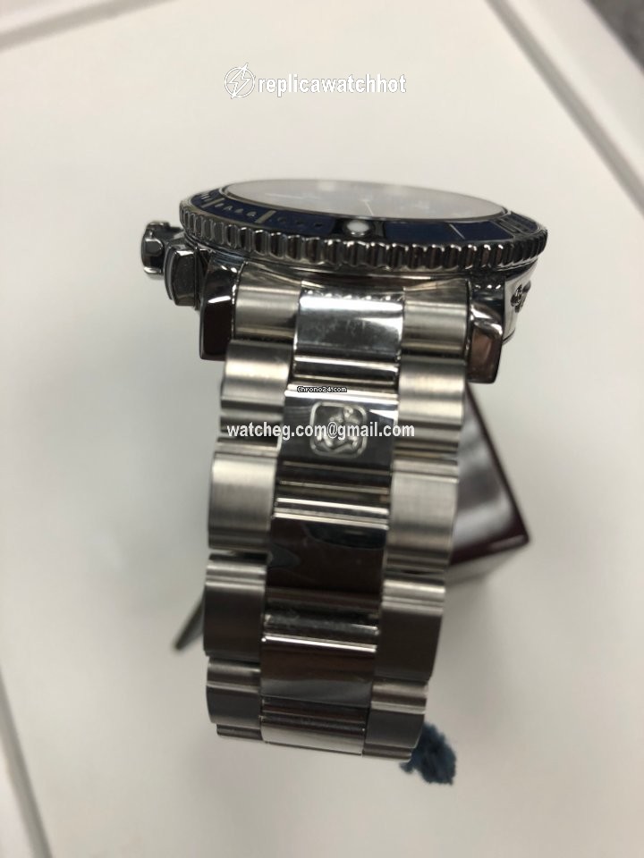 Ulysse Nardin Maxi Marine Diver Mens watch Unisex Automatic Steel 8003-102-7 91 2