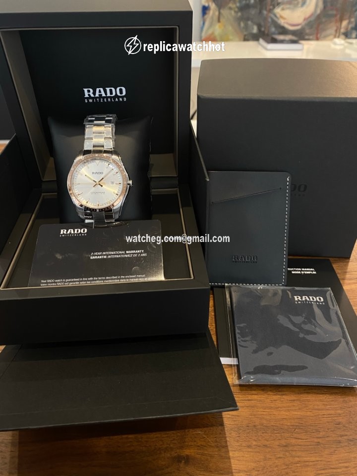 Rado HyperChrome Mens watch Unisex Quartz Steel R32502103 2