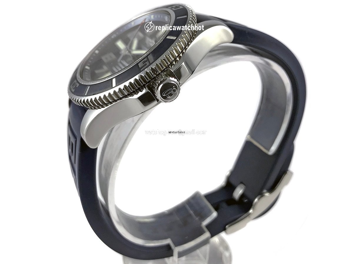 Breitling Superocean 42 Mens watch Unisex Automatic Steel A173643B C868 2