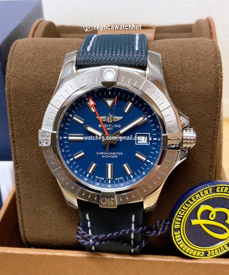 Breitling Avenger Mens watch Unisex Automatic Steel A32395101C1X1 2