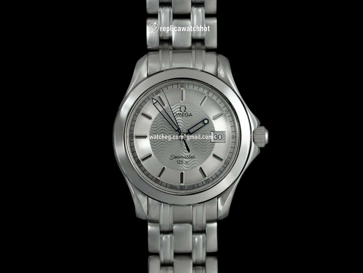 Omega Seamaster Diver 300 M Mens watch Unisex Quartz Steel 7686 2