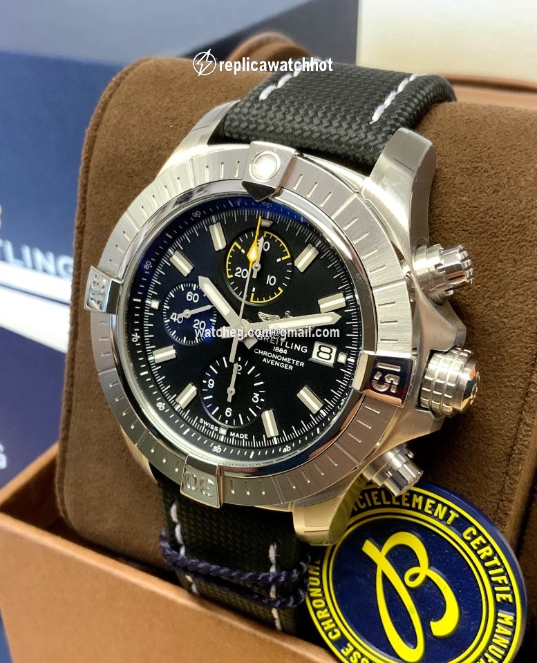 Breitling Avenger Mens watch Unisex Automatic Steel A13317101B1X1 2