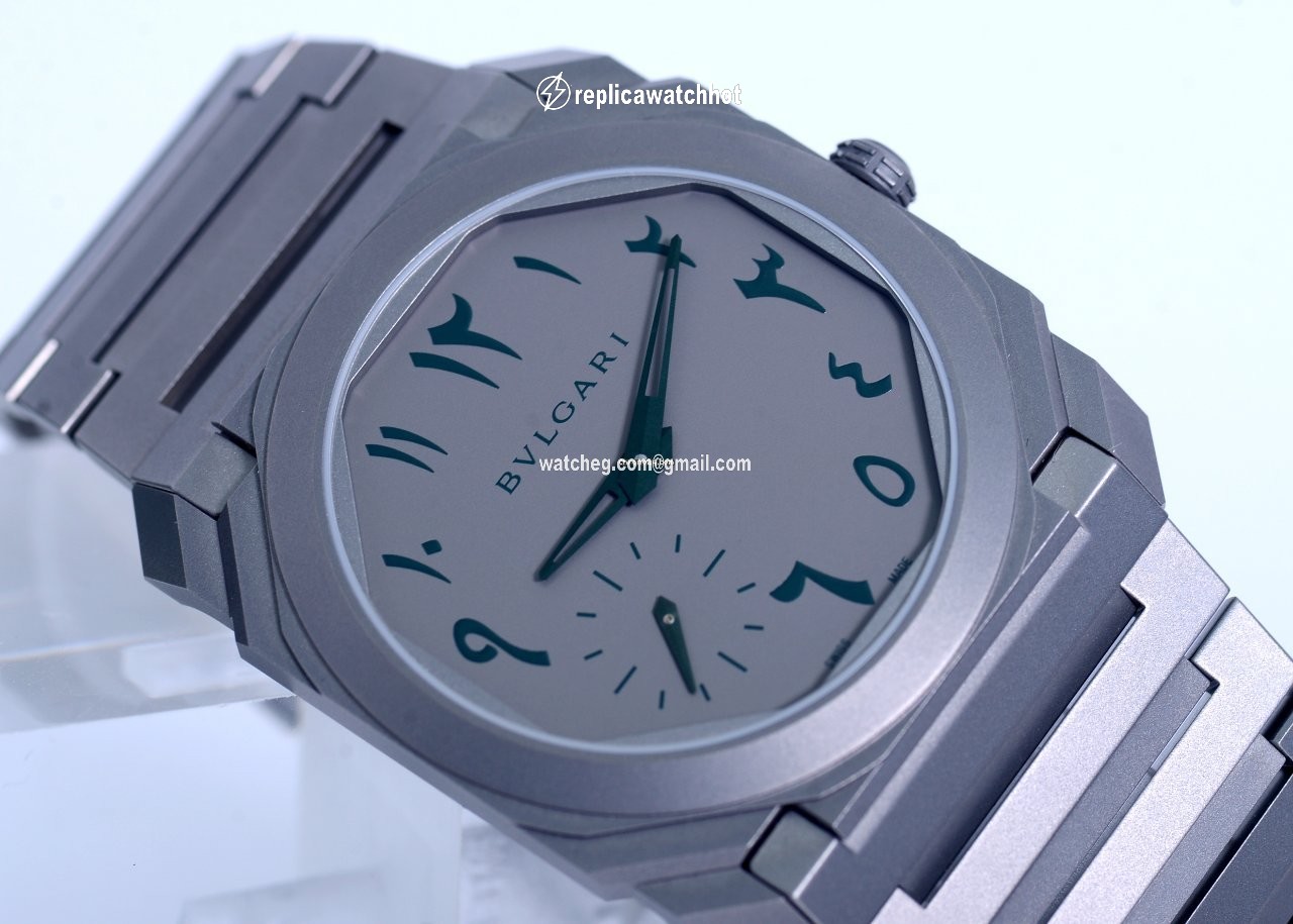 Bulgari Octo Mens watch Unisex Automatic Titanium 103023 2