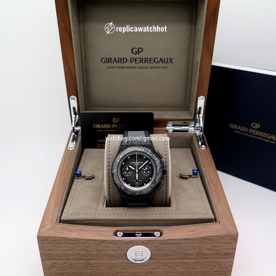 Girard Perregaux Laureato Mens watch Unisex Automatic Carbon 81060-36-693-FH6A 2