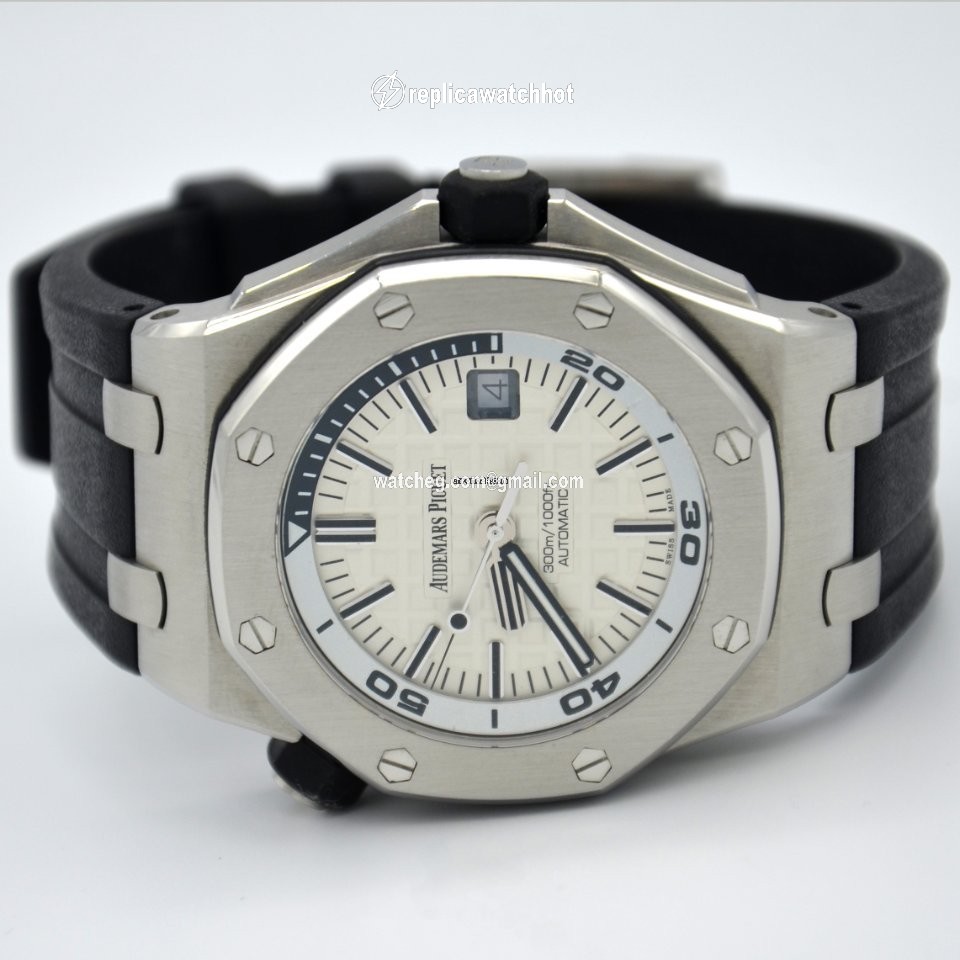 Audemars Piguet Royal Oak Offshore Diver Mens watch Unisex Automatic Steel 15710ST.OO.A002CA.02 2