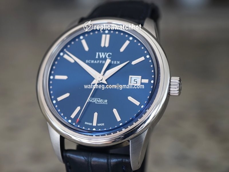 IWC Ingenieur Automatic Mens watch Unisex Automatic Steel IW323310 2