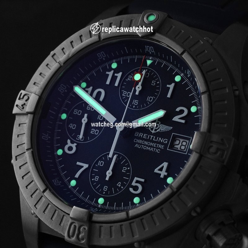Breitling Avenger Mens watch Unisex Automatic E13360 2