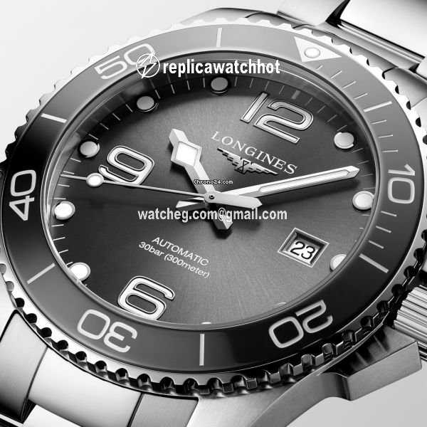 Longines HydroConquest Mens watch Unisex Automatic Ceramic L3.782.4.76.6 2
