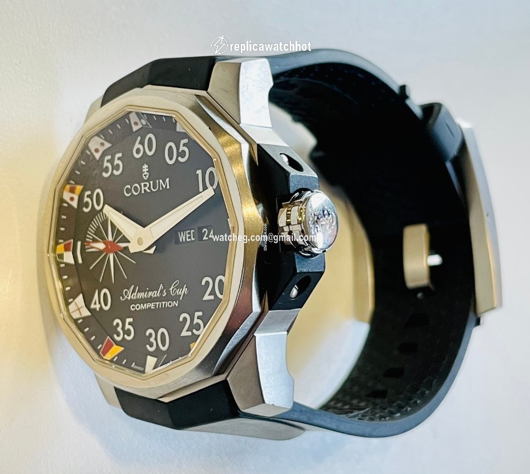 Corum Admirals Cup Competition 48 Mens watch Unisex Automatic Titanium 947.931.04 2