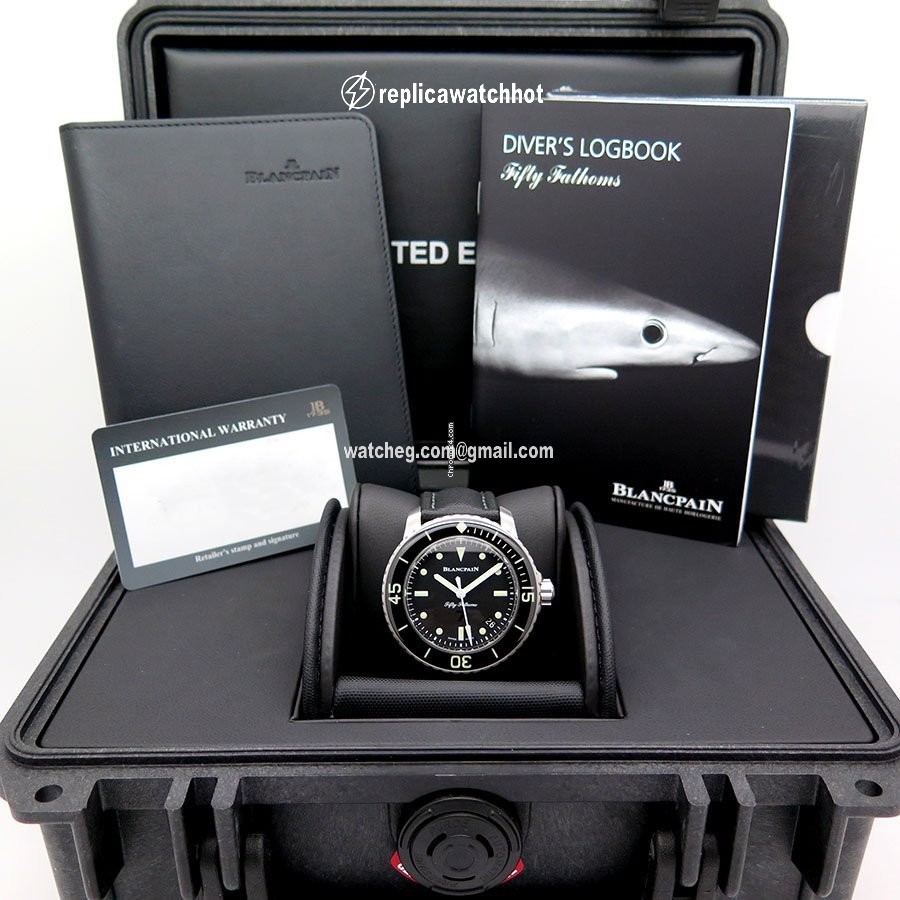 Blancpain Fifty Fathoms Mens watch Unisex Automatic Steel 5015E-1130-B52A 2