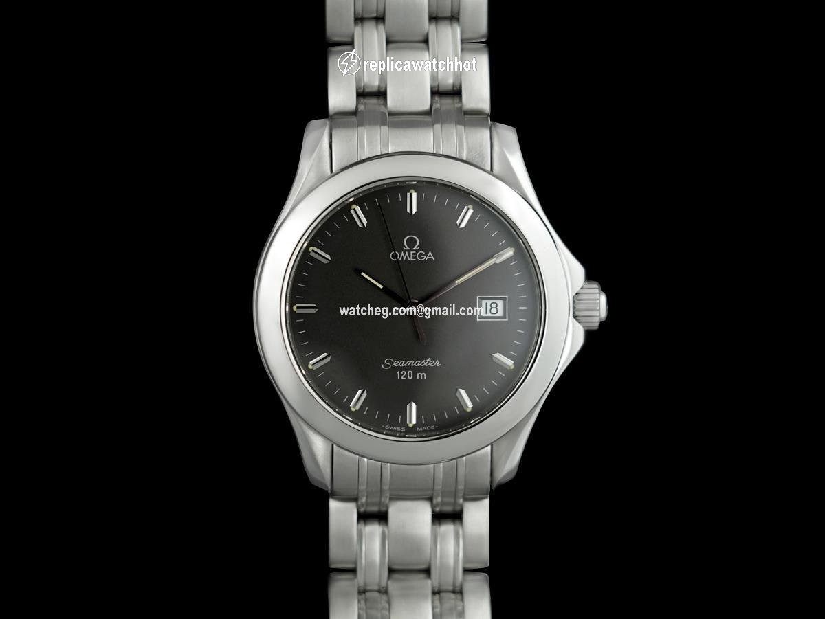 Omega Seamaster Diver 300 M Mens watch Unisex Quartz Steel 7687 2