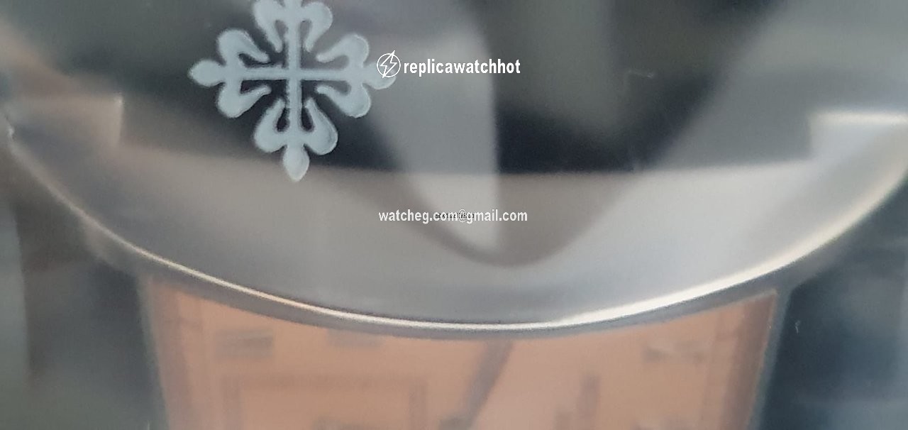 Patek Philippe Pagoda Mens watch Unisex White gold 5500 G 2