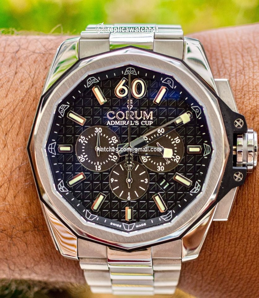 Corum Mens watch Unisex Automatic Titanium 132.201.04 V200 AN10 2