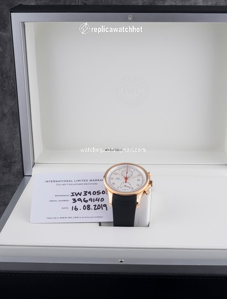 IWC Portuguese Yacht Club Chronograph Mens watch Unisex Automatic Rose gold IW390501 2
